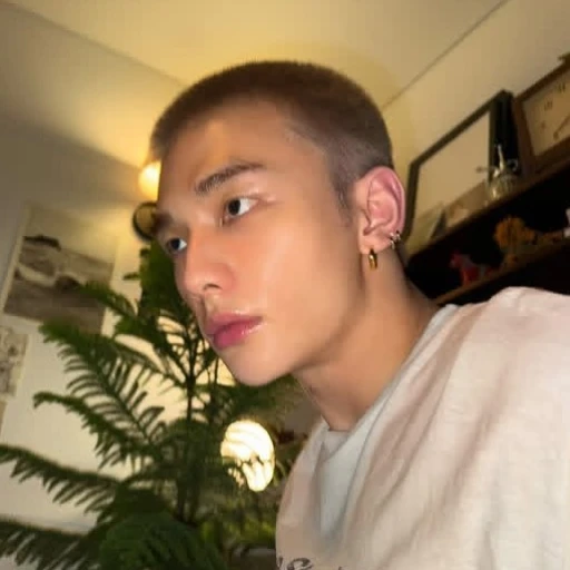 Hwang Hyunjin