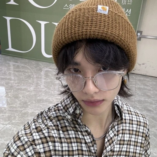 ⋆.˚ 📷₊ ⊹ Hwang Hyunjin