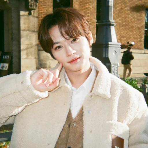 ⁰¹ 〔Lee Minho〕