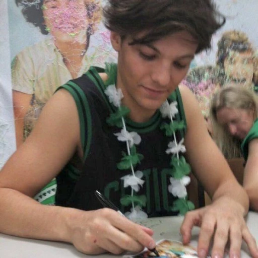 ¹⁹★Louis T.