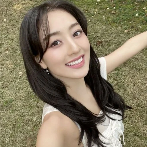 ꨄ • Jihyo :3