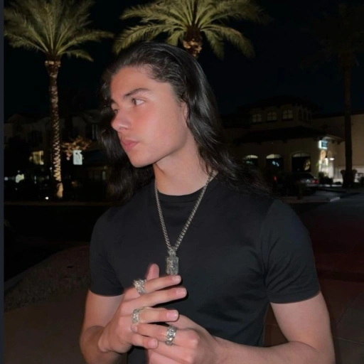 Miguel Mora