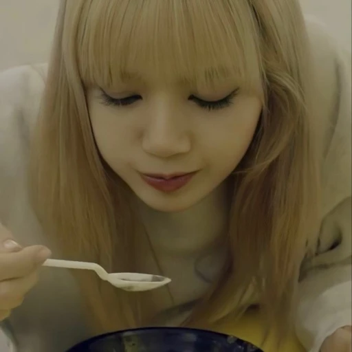 Lalisa the food teacher