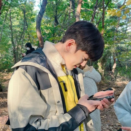 ★ | Kim Min Kyu
