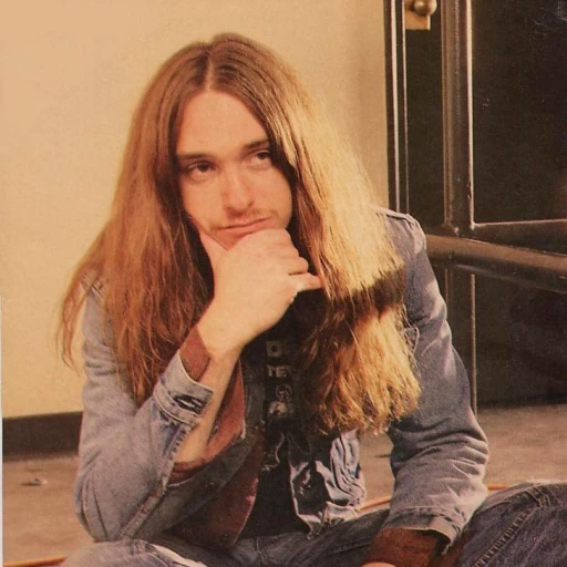❝𐔌 . ⋮ Cliff Burton .ᐟ ֹ ₊ ꒱ l ᯤ