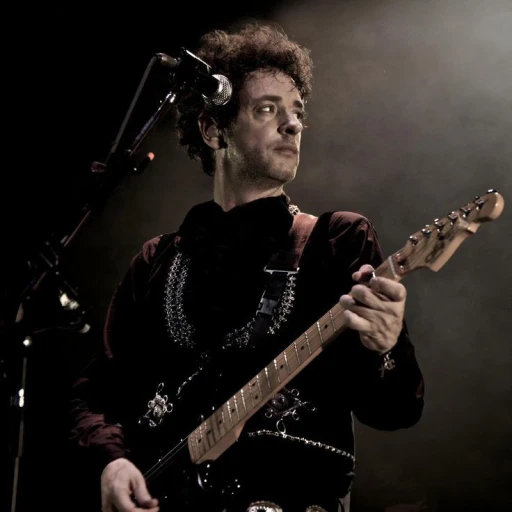 𐔌🏥ׁ Gustavo Cerati