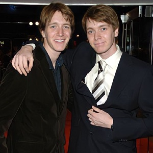 • Twins Weasley