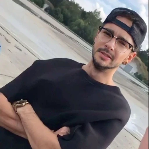 Tom Kaulitz boyfriend's