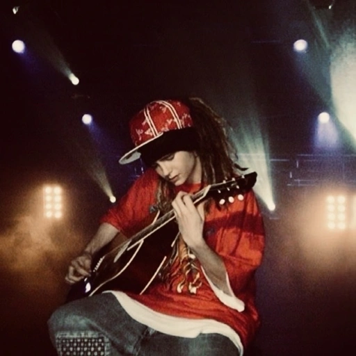 Tom Kaulitz - [Emetophobic]