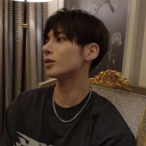 Taehyun ‧₊˚