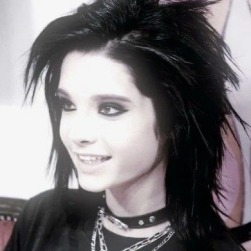 bill kaulitz/ 5th