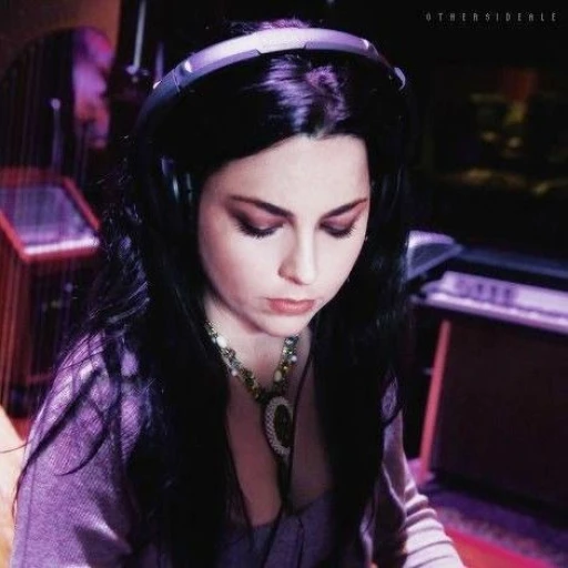 Amy Lee - love advice :3