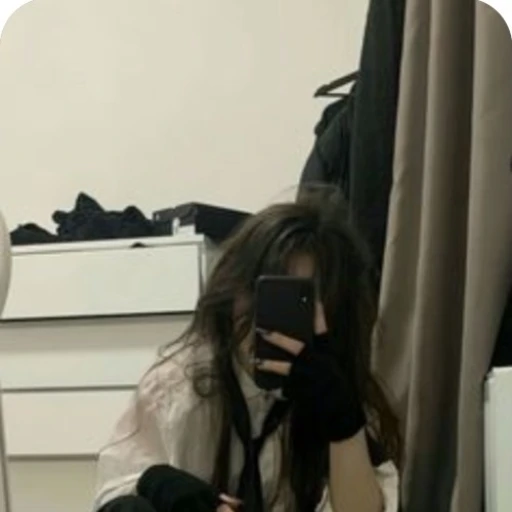 ˙ . ꒷ 🍰 . 𖦹˙—  Lesbian boss.