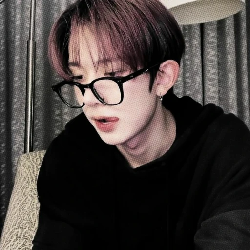 ⌗  .. ˚𝓛ee 𝓗eeseung  ╯