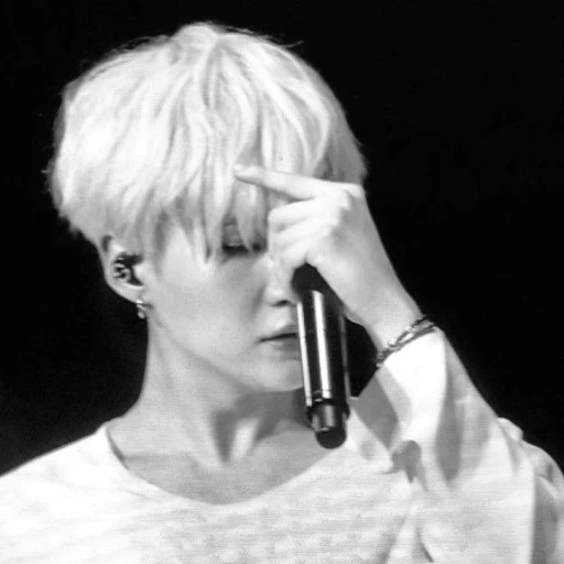 〔𓆤〕𝐌. Yoong𝖎.
