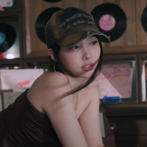 ﹒🐰﹒ 𝓘m 𝓝ayeon﹒౨ৎ˚₊‧