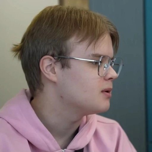 Kussia//Volodya Ivanov//Vova