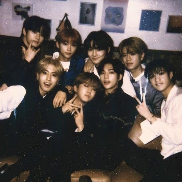 ─ 🧸Stray Kids 𝜗𝜚