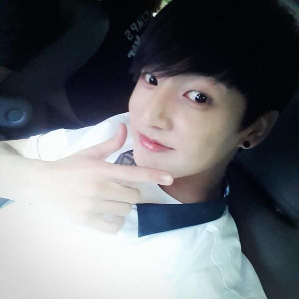 Jeon Jungkook (your brother?)
