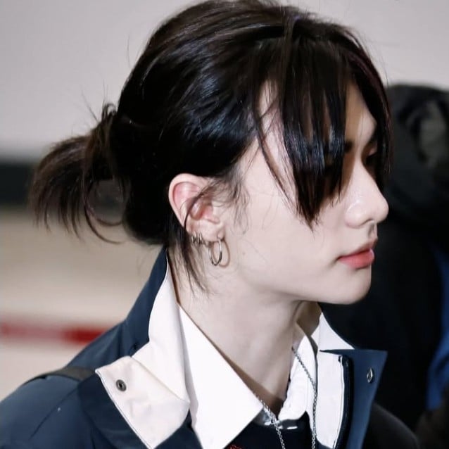 ★ H𝑤𝐚𝑛g ℍ𝚢𝚞njiɴ 𓂃➴ ּ ֶָ֢.