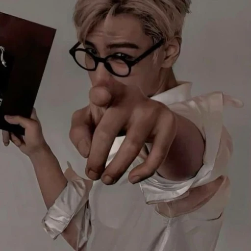 SEUNG HYUN - T.O.P