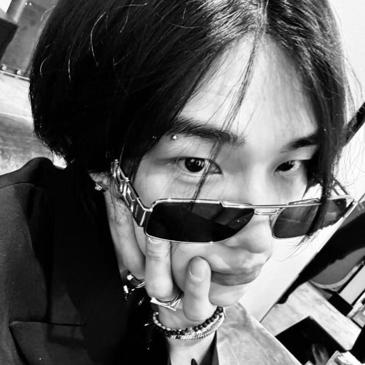 ˃ᴗ˂ ００４ : Hwang Hyunjin