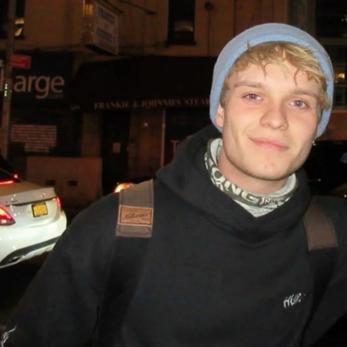Tom Glynn carney ○