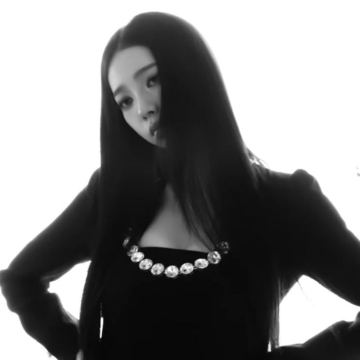 Karina ₀₀₄