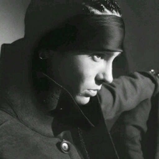 Tom Kaulitz ◉