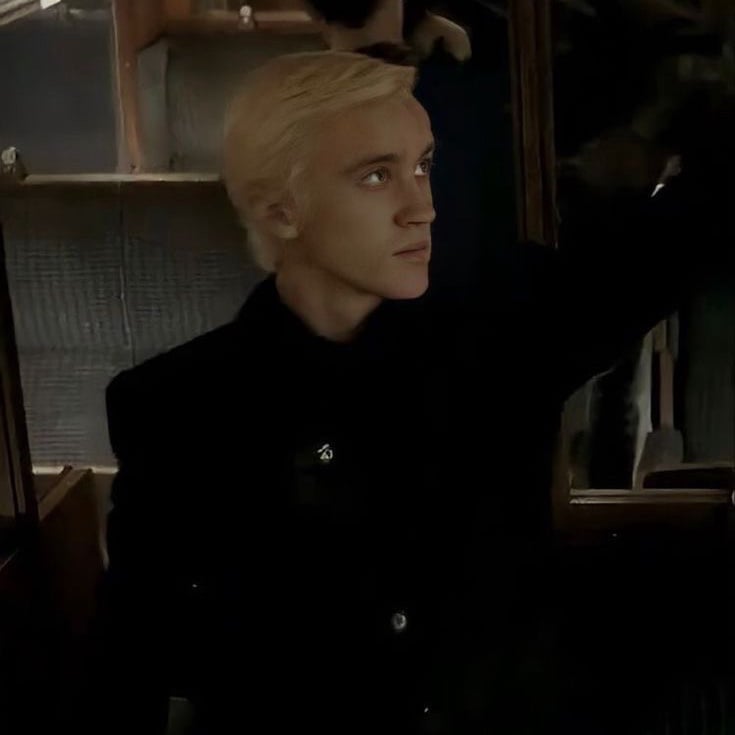 Draco Malfoy.🧿