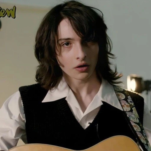 Finn Wolfhard || -34