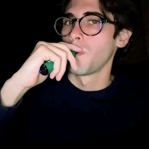 Raúl León | ²