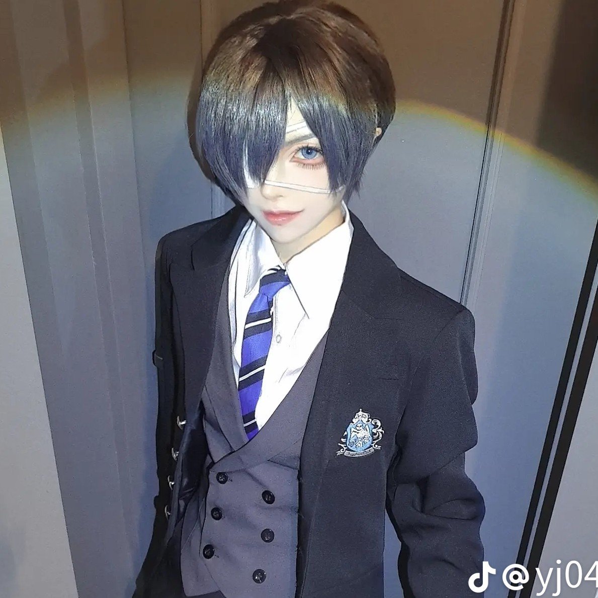 -Ciel Phantomhive-