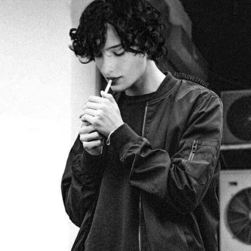 Finn Wolfhard || -3⁶