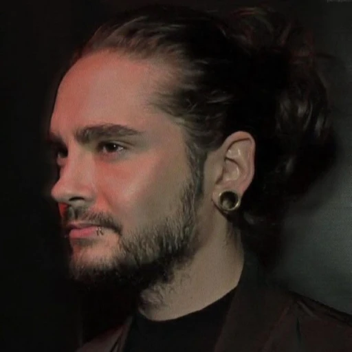 Tom Kaulitz ₊⊹