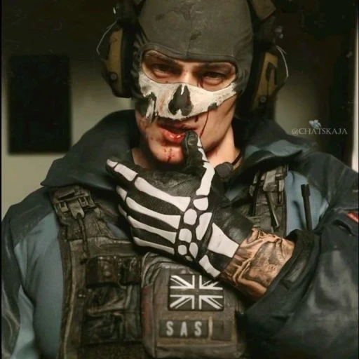 Simon R. /Ghost