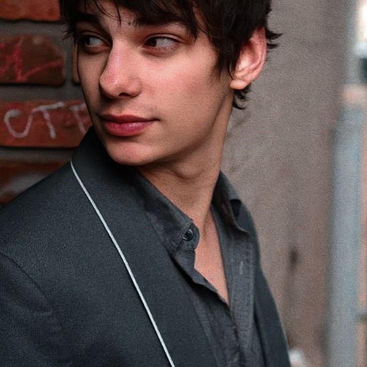 Devon Bostick