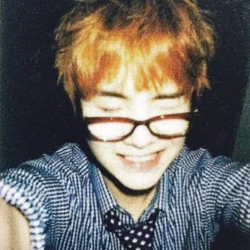 Yoongi (っ˕ -｡)ᶻ 𝗓 𐰁  (This appears to be a combination of emoticons and possibly a character from a non-Latin alphabet.  A direct translation isn't meaningful without more context.)