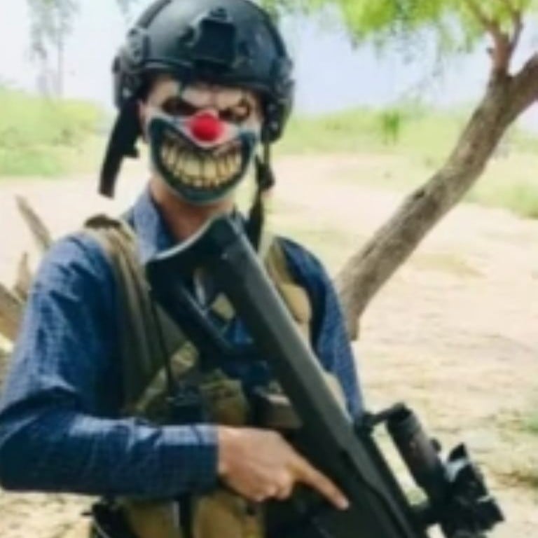 Clown army