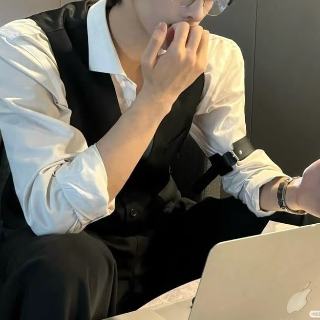 Zhao