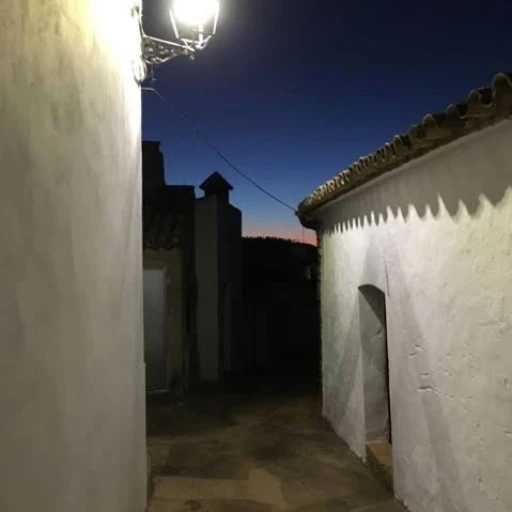 An alley with many secrets.