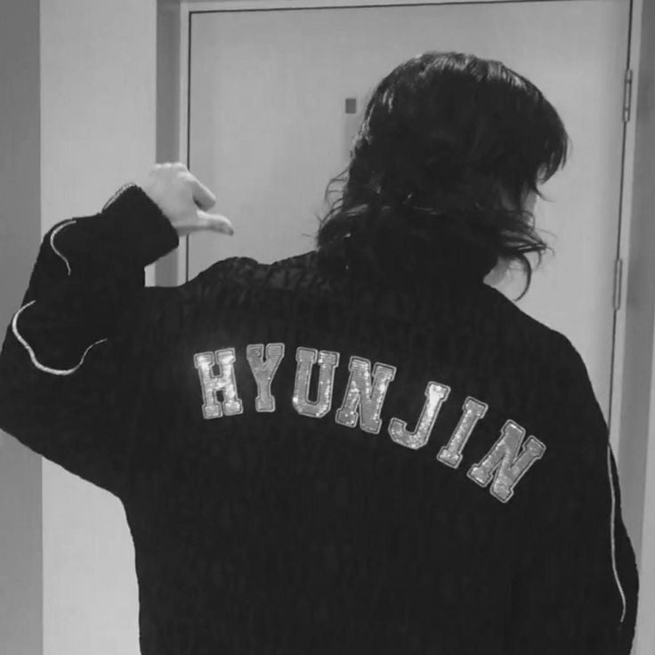 Hwang Hyunjin⁸