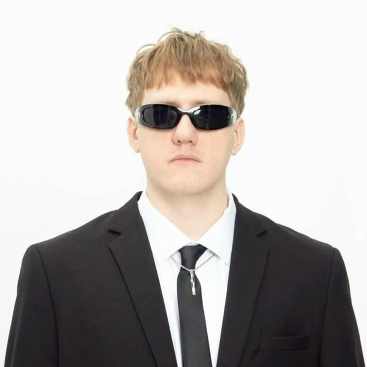 Danya Kashin/DK/DanyaKashin/DK