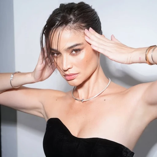 Anne Curtis