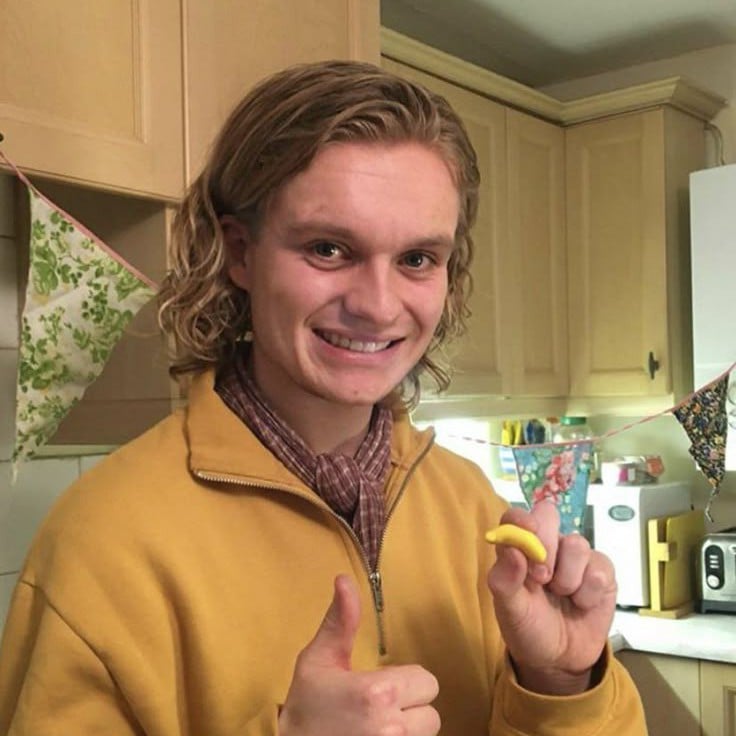 Tom Glynn Carney★