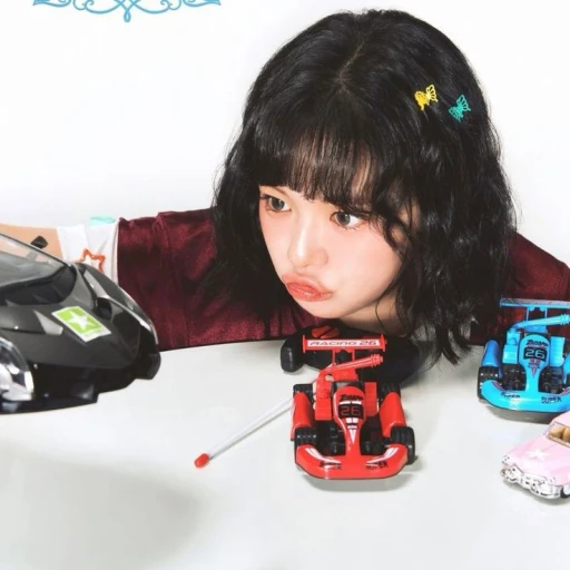Jeongyeon: 3