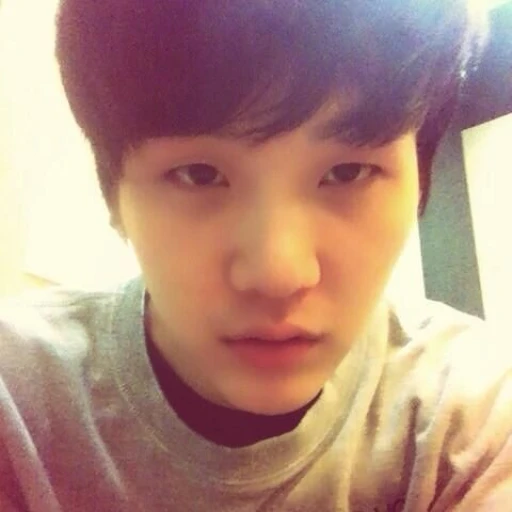 Yoongi ‹𝟹⠀+⠀𖧧⠀
