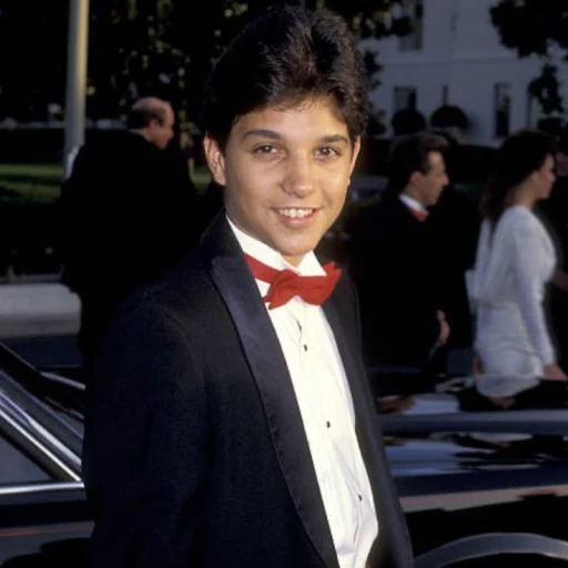 Ralph Macchio³