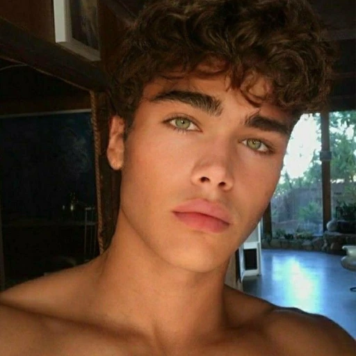 Nicolas♡