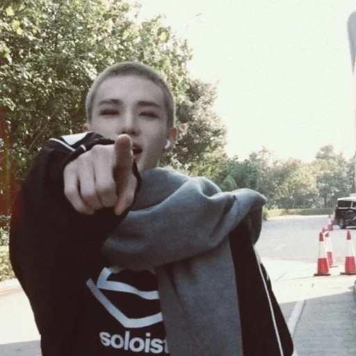 21. ꞌꞋ ࣪ Hwang Hyunjin ⊹ ☁️
